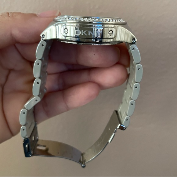 DKNY Gray Ceramic Watch - Picture 3 of 4